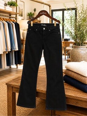 WRANGLER- Black Boot Cut Women’s Jeans NWT